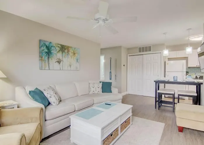 Appartement Indoor Outdoor Pools, Balcony And Fenced Yard, Walk To Ocean City